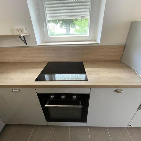 Apparemment T2 En Centre Ville Gournay-en-Bray Exteriör bild