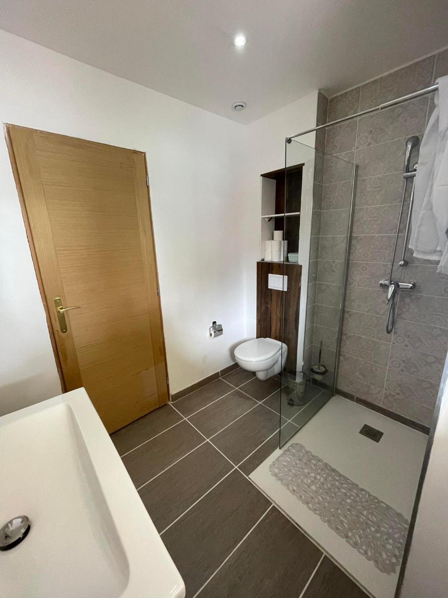Apparemment T2 En Centre Ville Gournay-en-Bray Exteriör bild