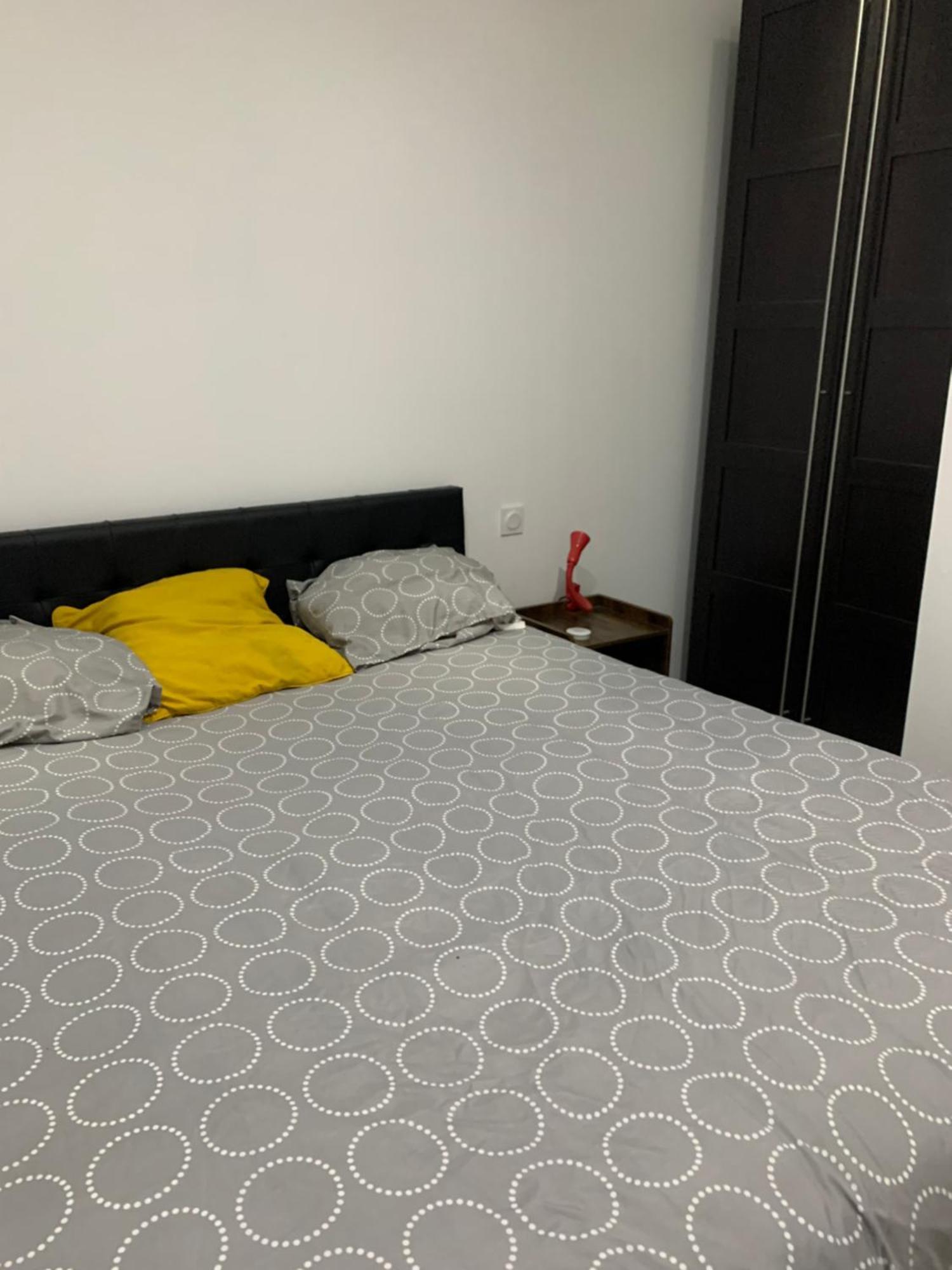 Apparemment T2 En Centre Ville Gournay-en-Bray Exteriör bild